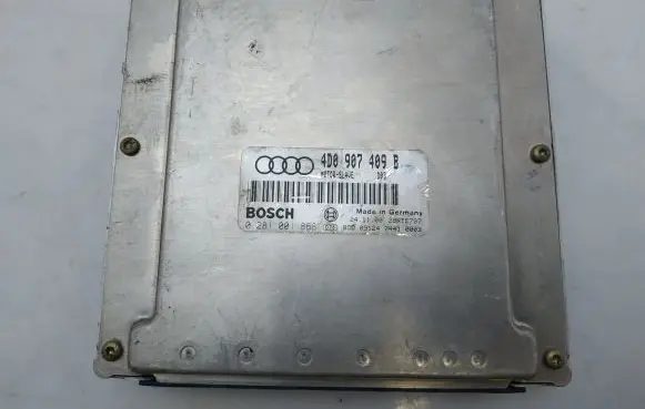 Audi A8 S8 D2 4D Engine control unit/module 4D0907409B 0281001868
