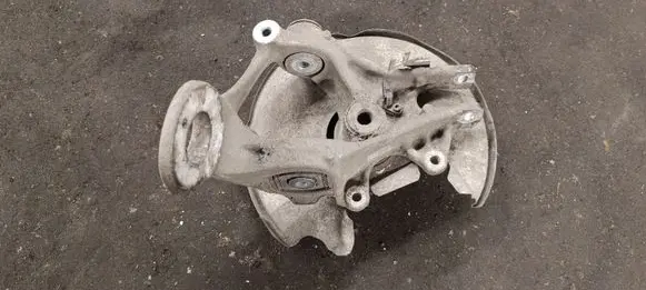 Audi A6 S6 C7 4G Rear wheel hub spindle/knuckle 