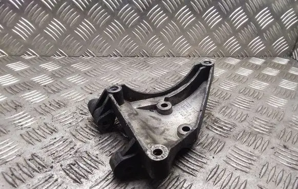 Audi A6 S6 C5 4B A/C compressor mount bracket 059260885F