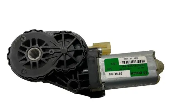 Mazda CX-5 II Seat adjustment motor 0390203815 0G16A7545 FR006K404