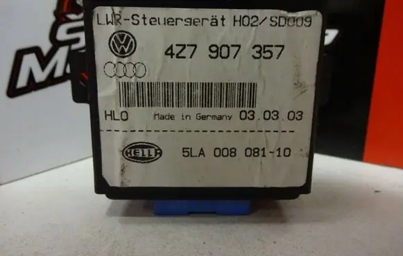 Audi A4 S4 B6 8E 8H Light module LCM 4Z7907357