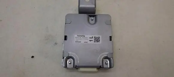 Toyota RAV 4 (XA50) Parking PDC control unit/module 86572-42051