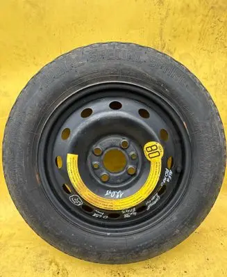 Alfa Romeo Alfetta R14 spare wheel 