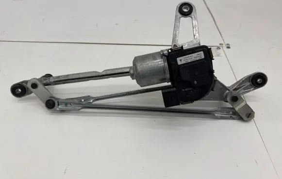 Tesla Model S Front wiper linkage and motor 156220800A