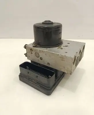Volvo XC90 ABS Pump 30643982 5WK84034 10092504053