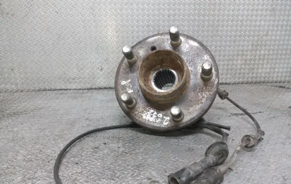 Land Rover Discovery Front wheel hub