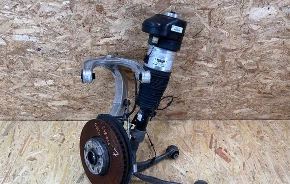 BMW X5 G05 Front wheel hub spindle knuckle 78315615 6883116