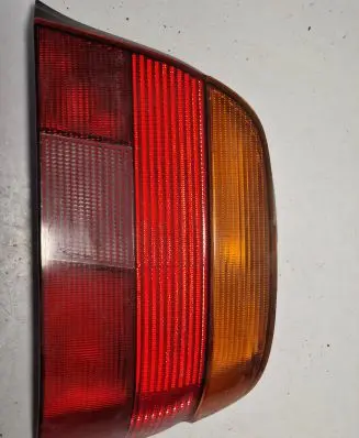 BMW 5 E39 Rear/tail lights 8358032 2TB00724002