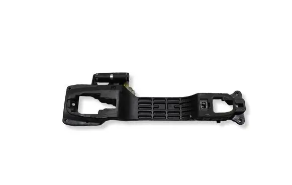 Suzuki SX4 Front door exterior handle/bracket 