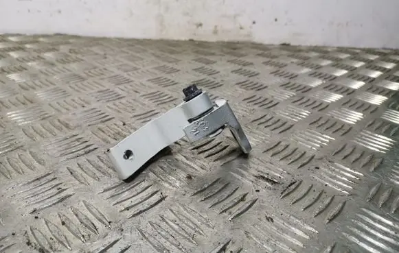 Volvo V40 Cross country Rear door upper hinge