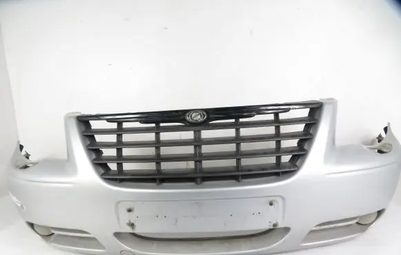 Chrysler Voyager Front bumper 04857886