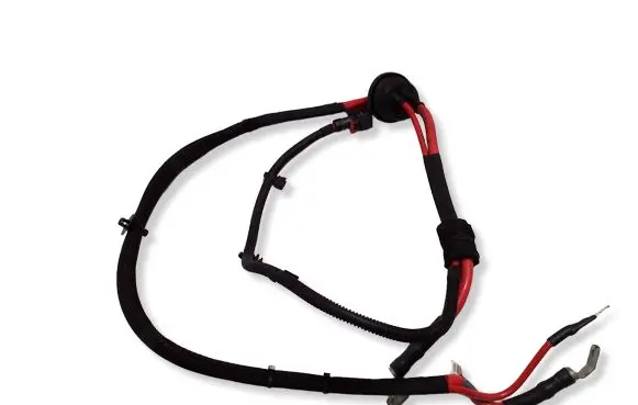 Volkswagen Touareg III Positive cable (battery) 4M0971225CC