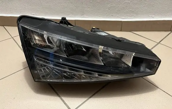 Skoda Scala Headlight/headlamp 657941015