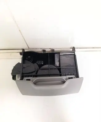Mercedes-Benz Sprinter W906 Cup holder DN141532
