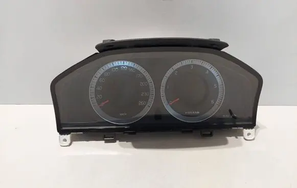 Volvo V70 Speedometer (instrument cluster) 31270367AA 31270367 69199710U