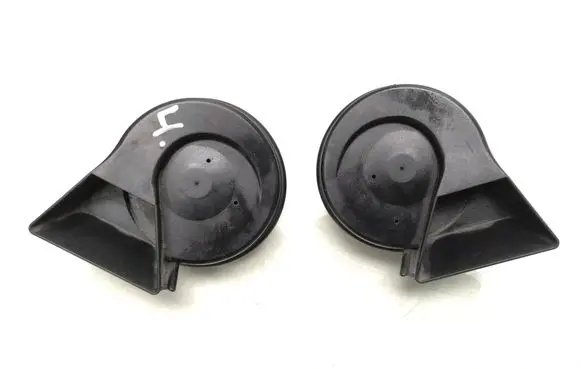 Audi A4 S4 B7 8E 8H Horn signal 8E0951221A 8e0951223a