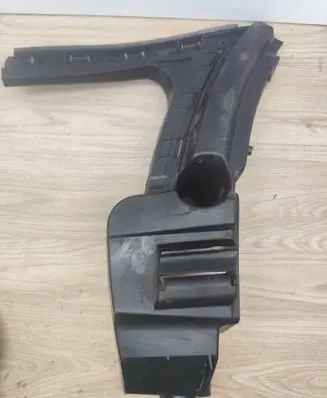 Volvo XC90 Rear bumper mounting bracket 30698136
