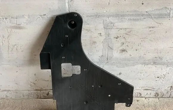 Renault Espace V (RFC) Center/middle under tray cover 748A25333R