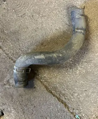 Mitsubishi Outlander Engine coolant pipe/hose