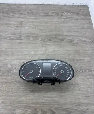 Volkswagen Amarok Speedometer (instrument cluster) 2H0920863A