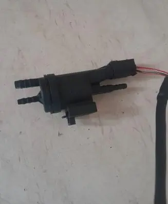 Mercedes-Benz C W203 Valve vacuum 0025401497 622315