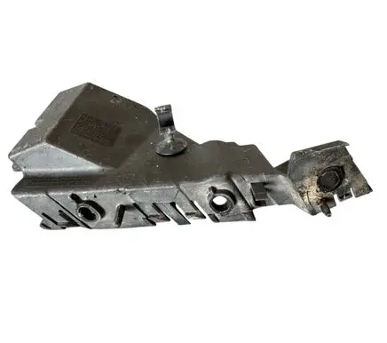 Audi Q5 SQ5 Front bumper mounting bracket 8R0807283C