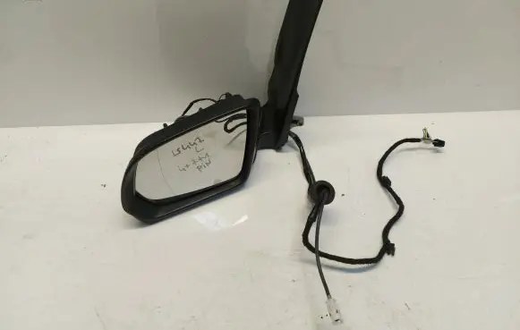 Mercedes-Benz V Class W447 Front door electric wing mirror