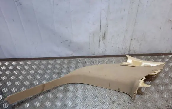 Mercedes-Benz GL X164 (D)pillar trim (top) 1646905425
