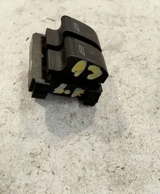 Audi A3 S3 8P Electric window control switch 96258658ZD