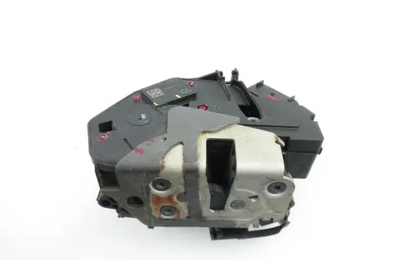 Volvo V60 Front door lock 31301737