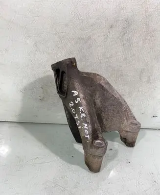 Audi A5 8T 8F Engine mounting bracket
