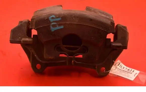 Volvo XC90 Front brake caliper 31381548