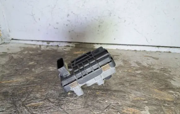 Audi A4 S4 B8 8K Turbine electric control actuator 26098
