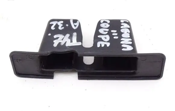Renault Laguna III Tailgate/boot lid lock trim 846320006R