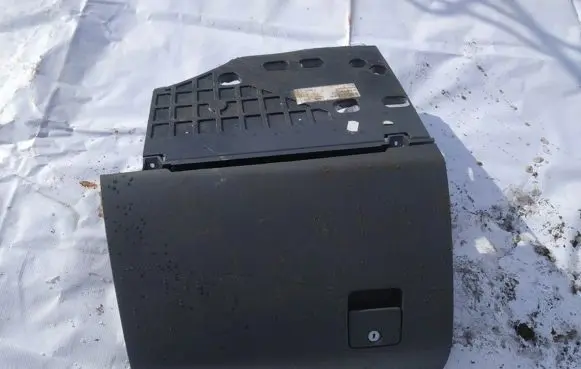 Opel Vectra C Glove box 24438433