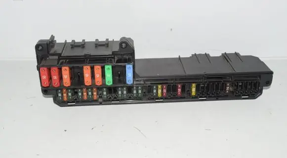 BMW 5 E60 E61 Fuse box set 6957330