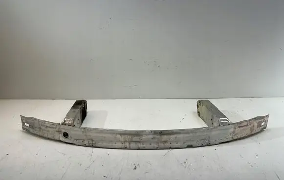 BMW 6 F12 F13 Front bumper support beam 01qde1