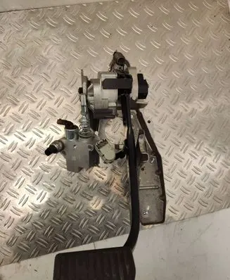 Volvo V60 Brake pedal P31317447