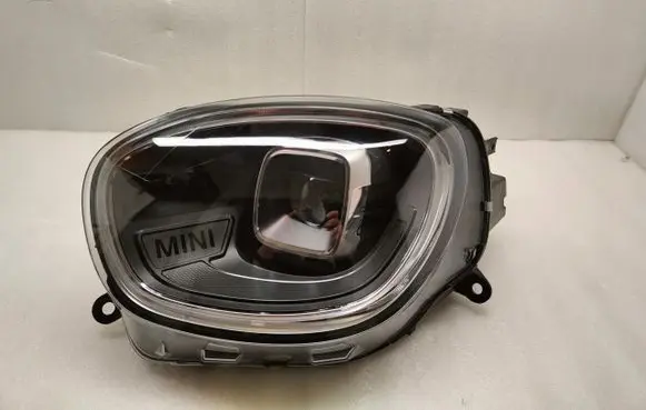 Mini Cooper Countryman F60 Headlight/headlamp
