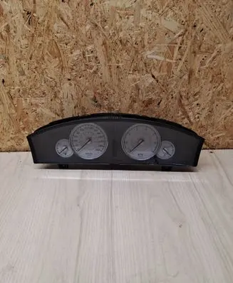 Chrysler 300 - 300C Speedometer (instrument cluster) P05172061AF 061AE TKCQM039706624