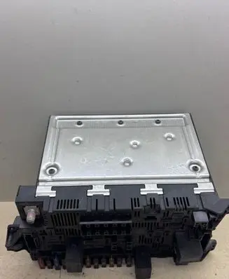 Mercedes-Benz E W211 Fuse module 2115453801 0025421119