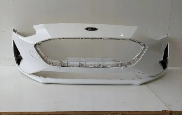 Ford Focus Front bumper JX7B17757A