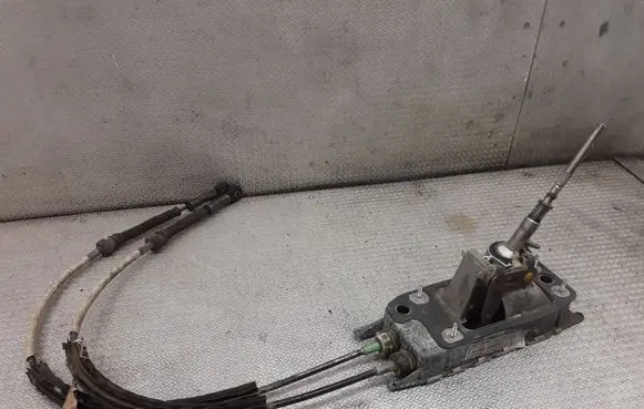 Seat Leon (1P) Gear shifter/selector 1K0711049AT