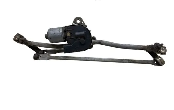 Front wiper linkage and motor