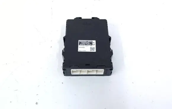 Toyota Prius+ (ZVW40) Gearbox control unit/module 8953576010 0791003661