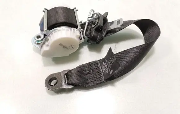Jaguar XF Front seatbelt