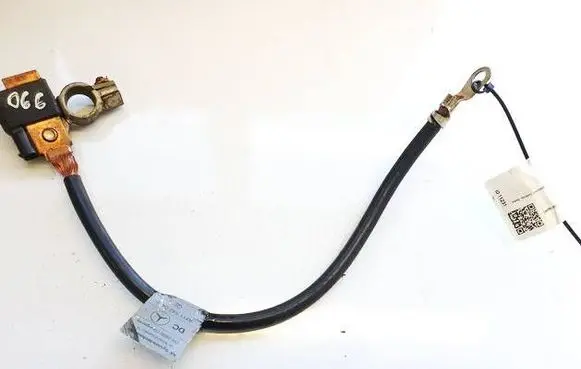 Mercedes-Benz E W211 Positive cable (battery) A2115420418