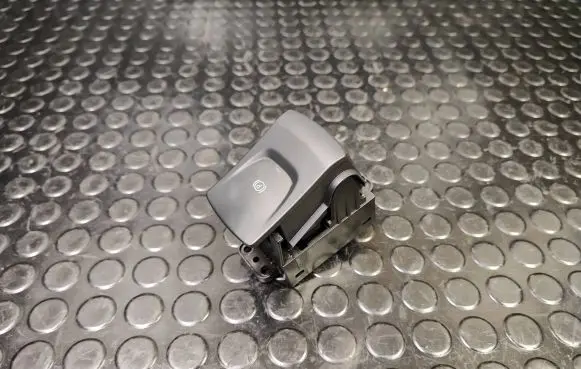 Nissan Leaf I (ZE0) Hand parking brake switch 