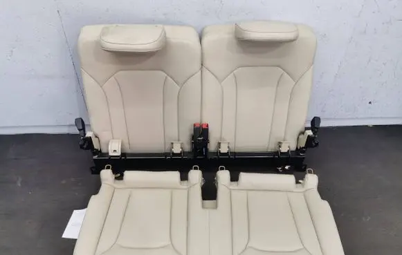 Audi Q7 4M Third row seats 4M.14