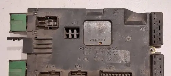Mercedes-Benz Vito Viano W638 Fuse module 0005400650 8501002